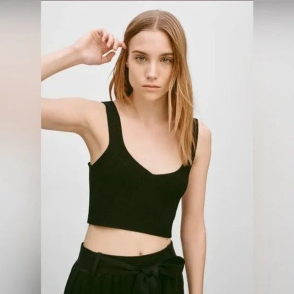 Aritzia Wilfred Knit Sweater Tank top Cropped Camisole in Navy Blue, siz… - Picture 1 of 10